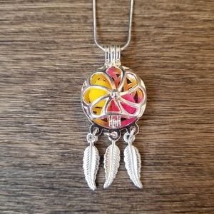 5/$25 Aromatherapy dreamcatcher necklace